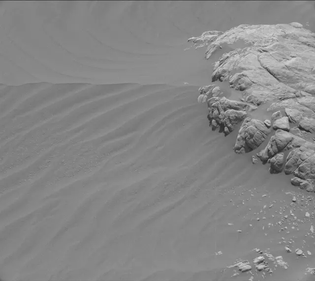 Sol 2469: Mast Camera (Mastcam)