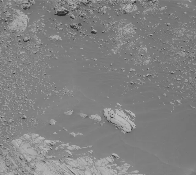 Sol 2469: Mast Camera (Mastcam)
