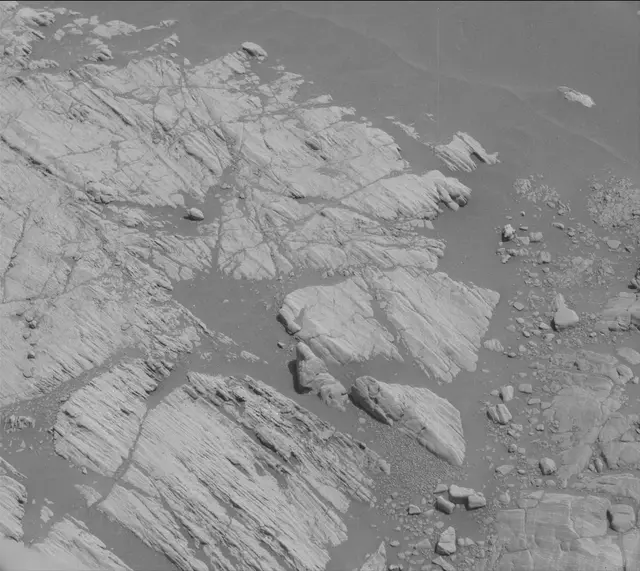 Sol 2469: Mast Camera (Mastcam)
