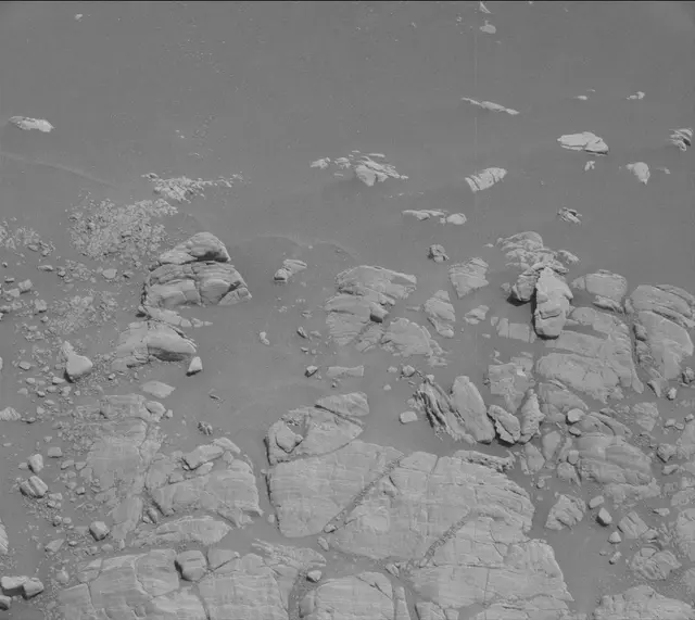 Sol 2469: Mast Camera (Mastcam)