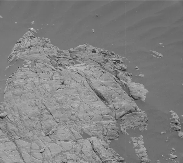 Sol 2469: Mast Camera (Mastcam)