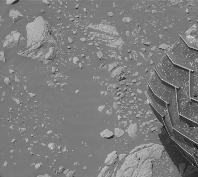 Sol 2469: Mast Camera (Mastcam)