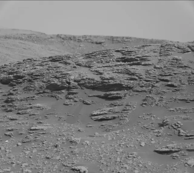 Sol 2471: Mast Camera (Mastcam)