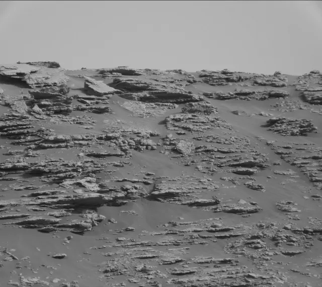 Sol 2471: Mast Camera (Mastcam)
