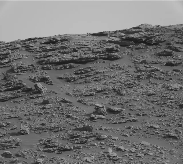 Sol 2471: Mast Camera (Mastcam)