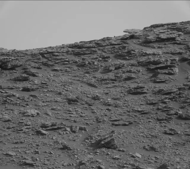 Sol 2471: Mast Camera (Mastcam)