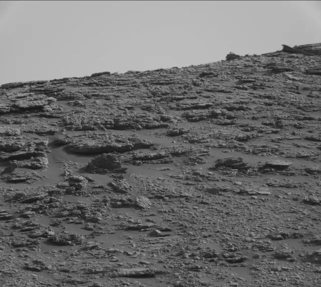 Sol 2471: Mast Camera (Mastcam)