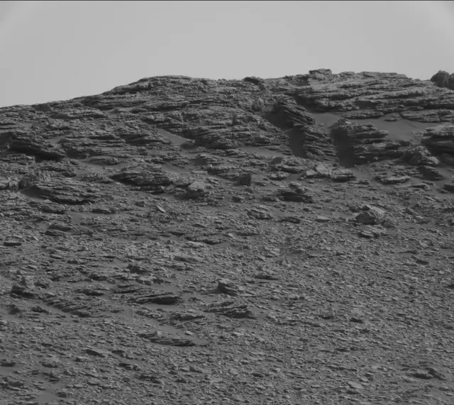 Sol 2471: Mast Camera (Mastcam)