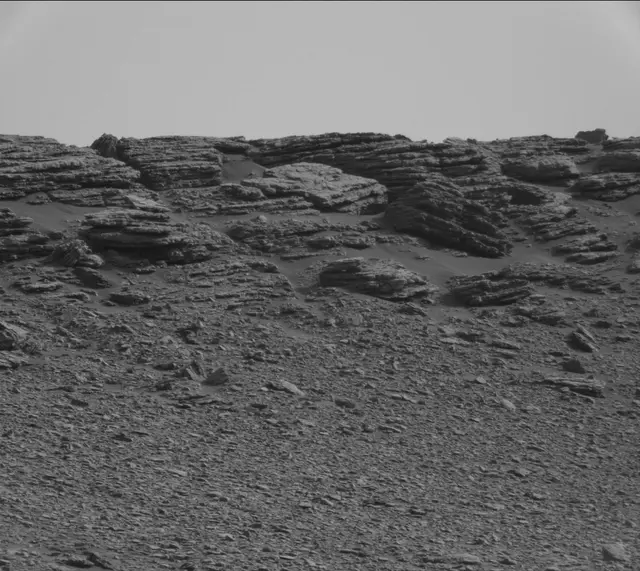 Sol 2471: Mast Camera (Mastcam)