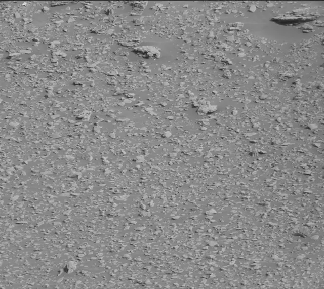 Sol 2471: Mast Camera (Mastcam)