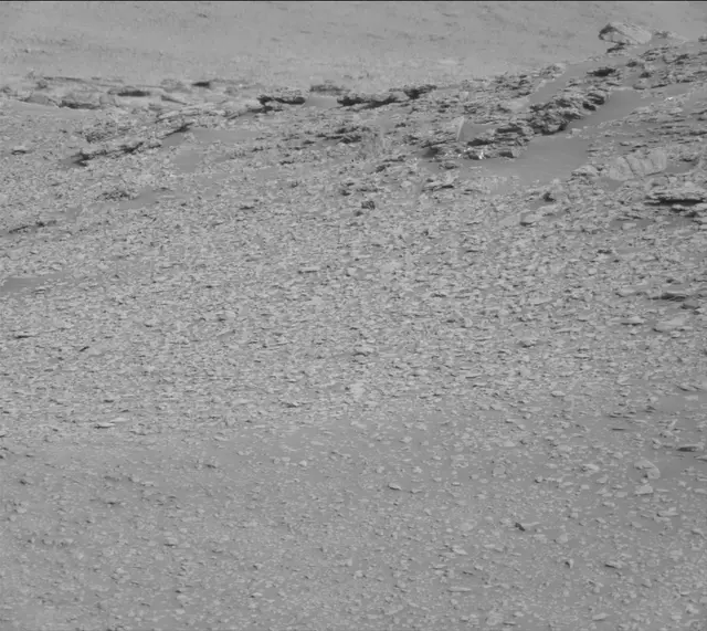 Sol 2471: Mast Camera (Mastcam)