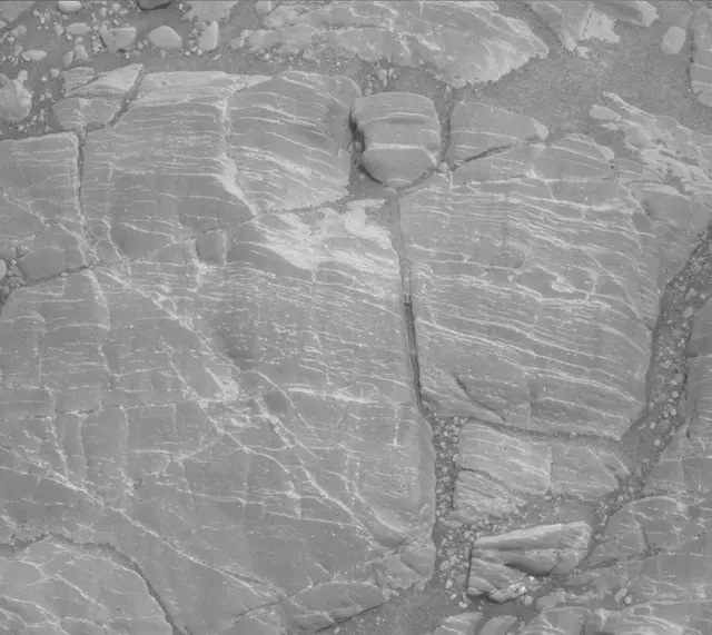 Sol 2472: Mast Camera (Mastcam)