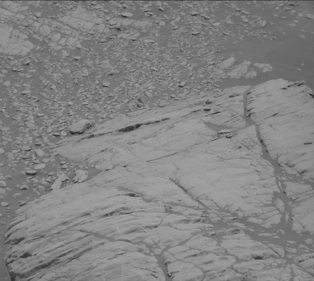 Sol 2472: Mast Camera (Mastcam)