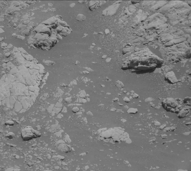 Sol 2472: Mast Camera (Mastcam)