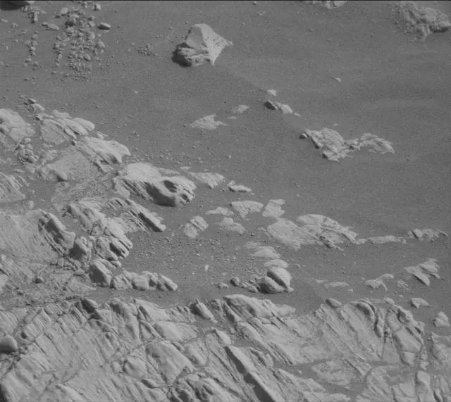 Sol 2472: Mast Camera (Mastcam)