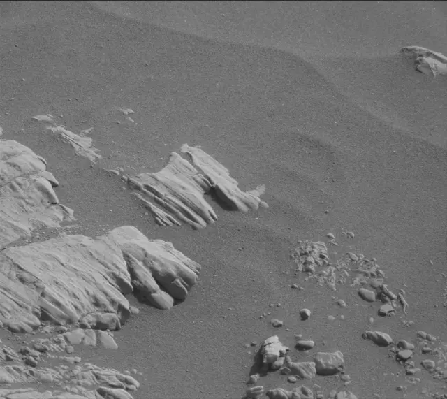 Sol 2472: Mast Camera (Mastcam)