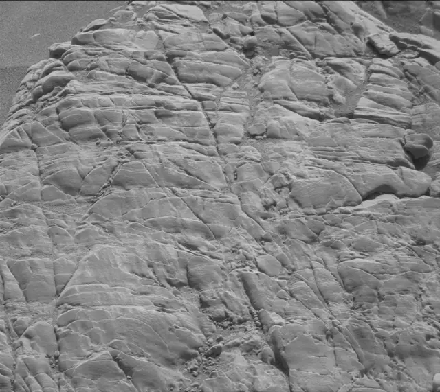 Sol 2472: Mast Camera (Mastcam)