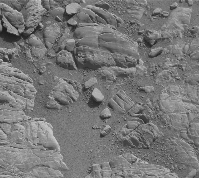 Sol 2472: Mast Camera (Mastcam)