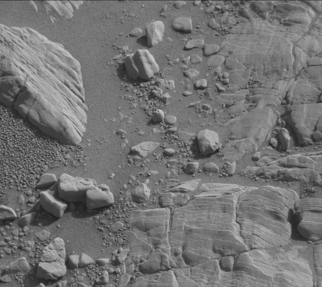 Sol 2472: Mast Camera (Mastcam)