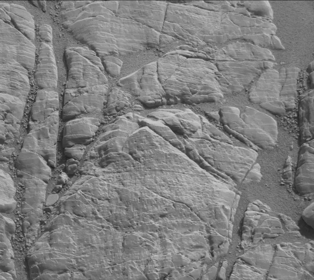 Sol 2472: Mast Camera (Mastcam)