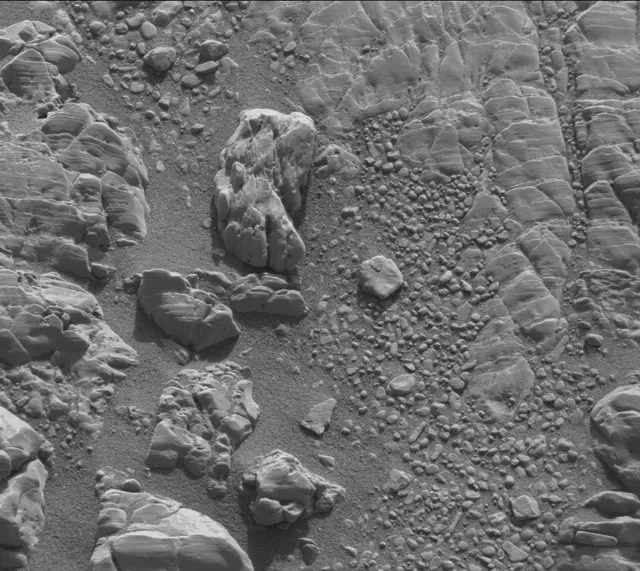 Sol 2472: Mast Camera (Mastcam)