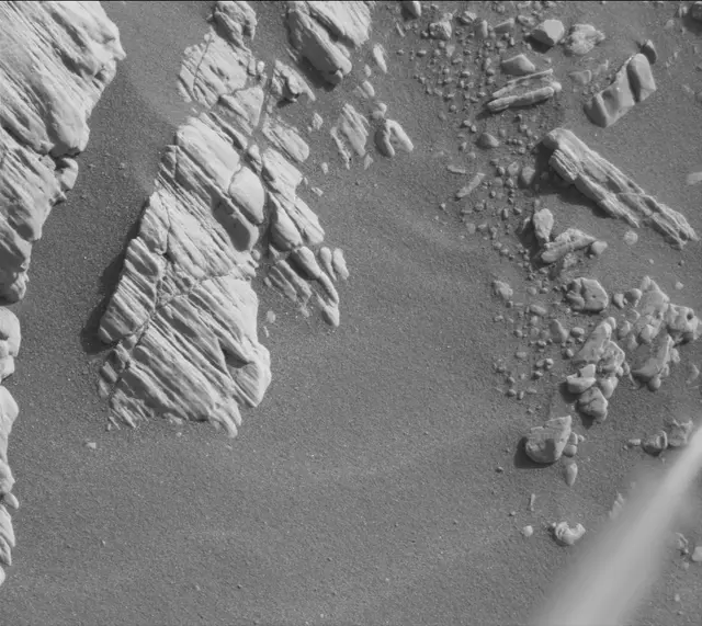 Sol 2472: Mast Camera (Mastcam)
