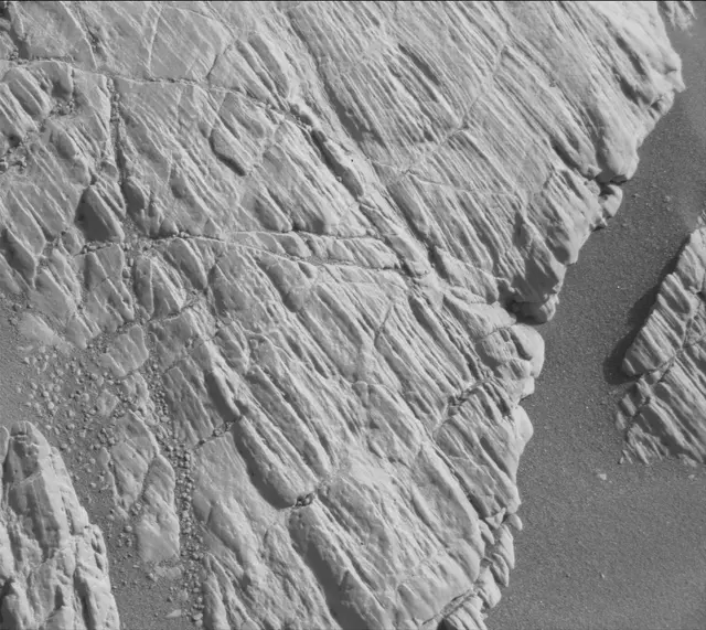 Sol 2472: Mast Camera (Mastcam)