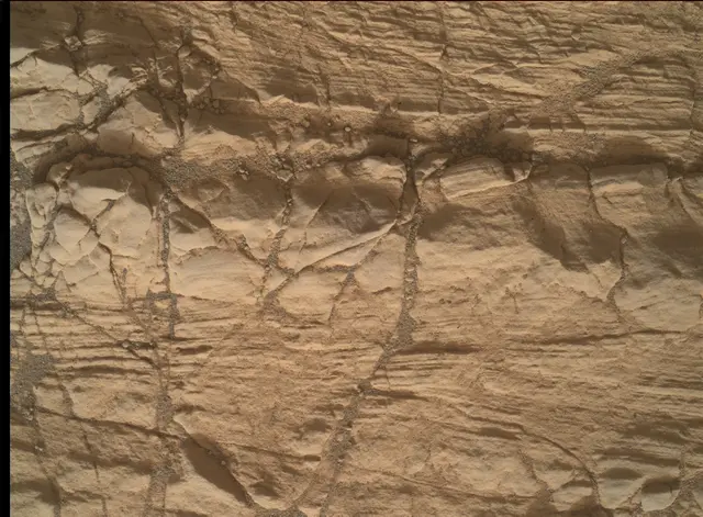 Sol 2472: Mars Hand Lens Imager (MAHLI)