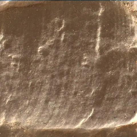 Sol 2472: Mars Hand Lens Imager (MAHLI)