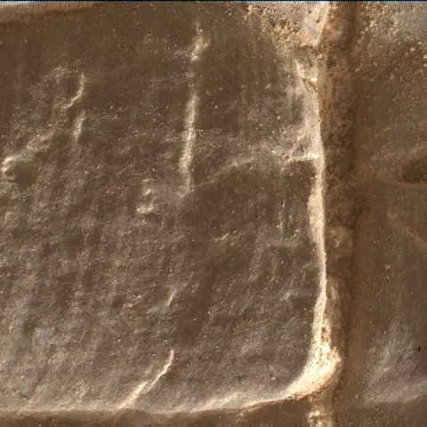 Sol 2472: Mars Hand Lens Imager (MAHLI)