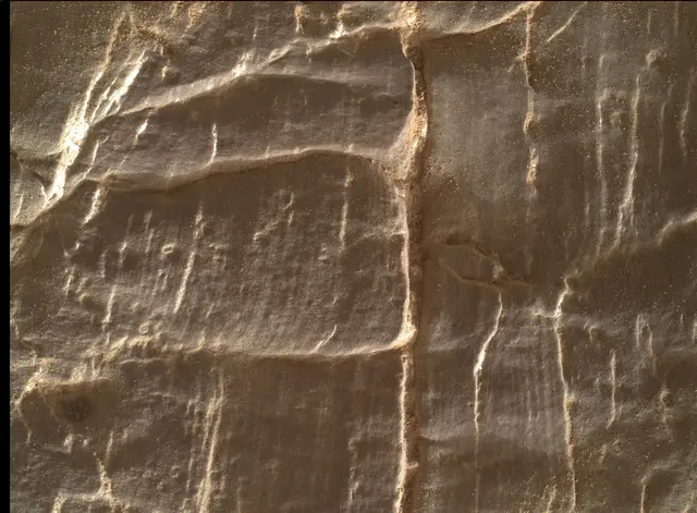 Sol 2472: Mars Hand Lens Imager (MAHLI)