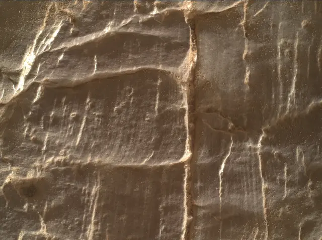 Sol 2472: Mars Hand Lens Imager (MAHLI)