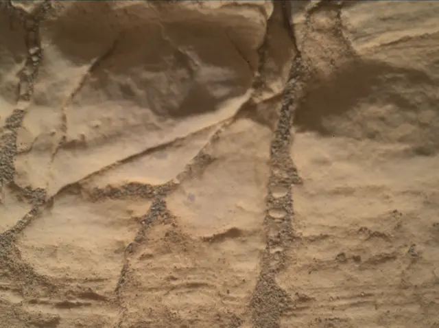 Sol 2472: Mars Hand Lens Imager (MAHLI)