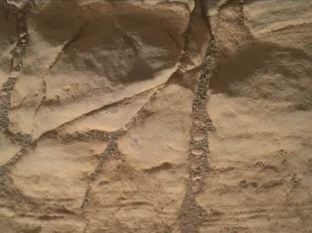 Sol 2472: Mars Hand Lens Imager (MAHLI)