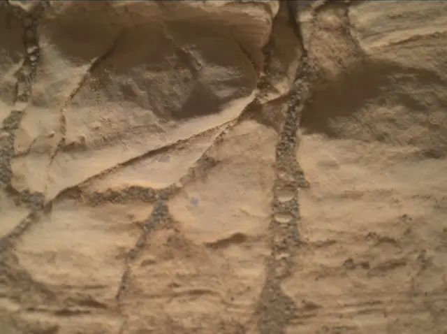 Sol 2472: Mars Hand Lens Imager (MAHLI)