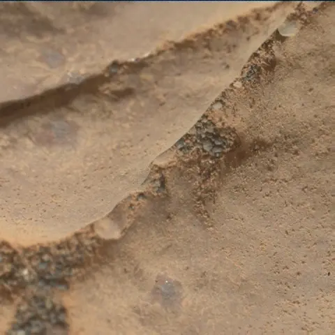 Sol 2472: Mars Hand Lens Imager (MAHLI)