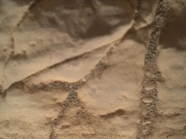 Sol 2472: Mars Hand Lens Imager (MAHLI)