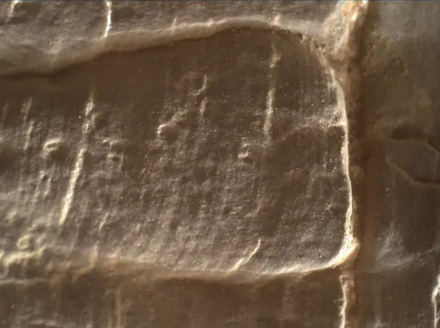 Sol 2472: Mars Hand Lens Imager (MAHLI)