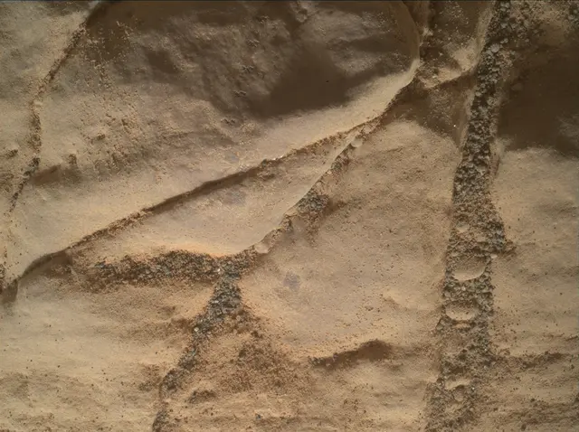 Sol 2473: Mars Hand Lens Imager (MAHLI)