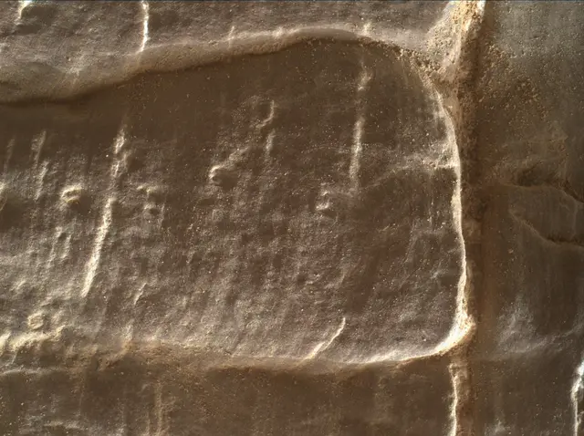 Sol 2473: Mars Hand Lens Imager (MAHLI)