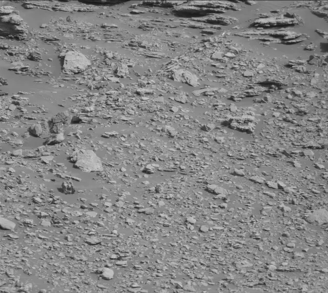Sol 2474: Mast Camera (Mastcam)