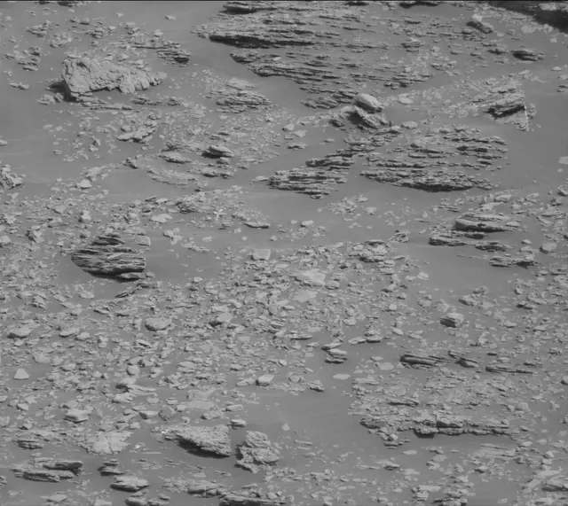 Sol 2474: Mast Camera (Mastcam)