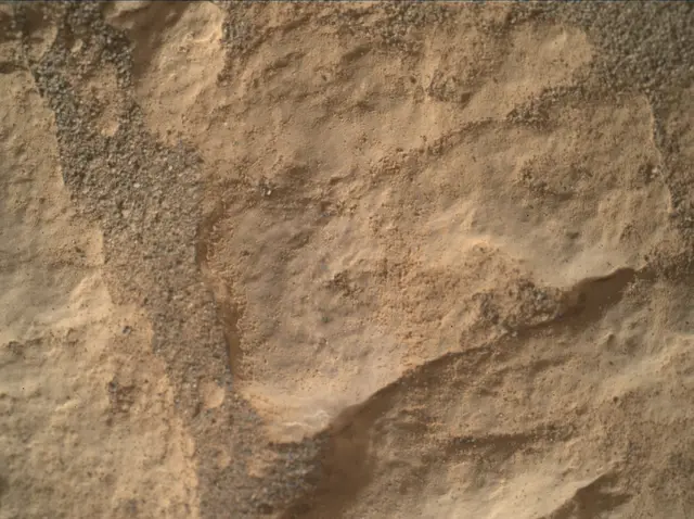Sol 2474: Mars Hand Lens Imager (MAHLI)