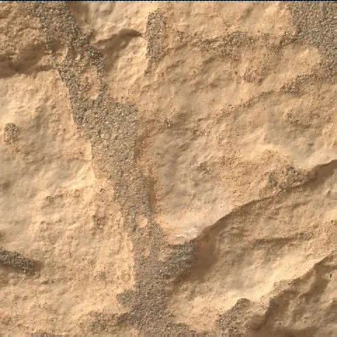 Sol 2474: Mars Hand Lens Imager (MAHLI)
