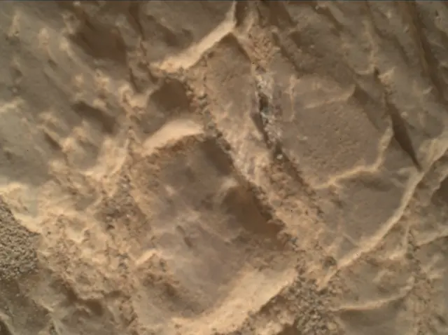 Sol 2474: Mars Hand Lens Imager (MAHLI)