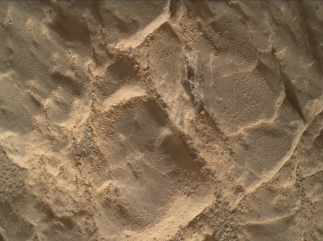 Sol 2474: Mars Hand Lens Imager (MAHLI)