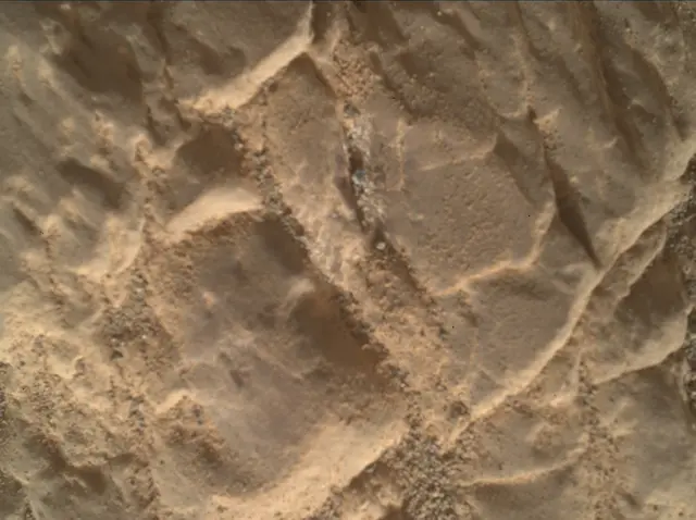 Sol 2474: Mars Hand Lens Imager (MAHLI)