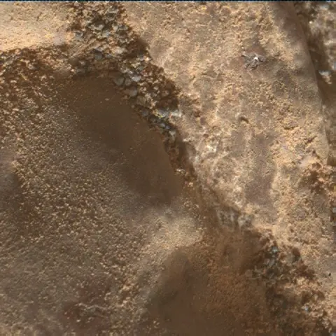 Sol 2474: Mars Hand Lens Imager (MAHLI)