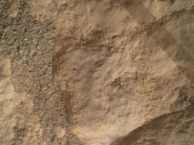 Sol 2474: Mars Hand Lens Imager (MAHLI)