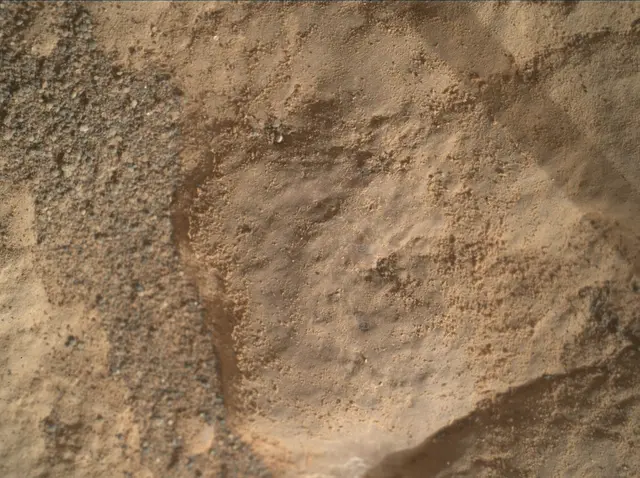 Sol 2474: Mars Hand Lens Imager (MAHLI)